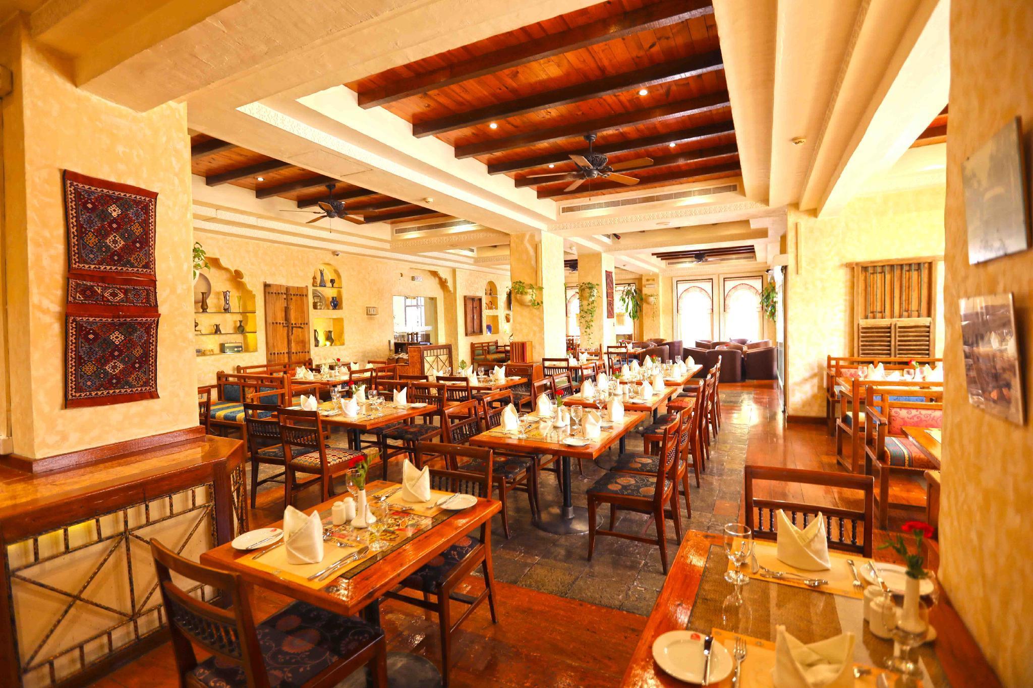 Delmon International Hotel Manama Ngoại thất bức ảnh