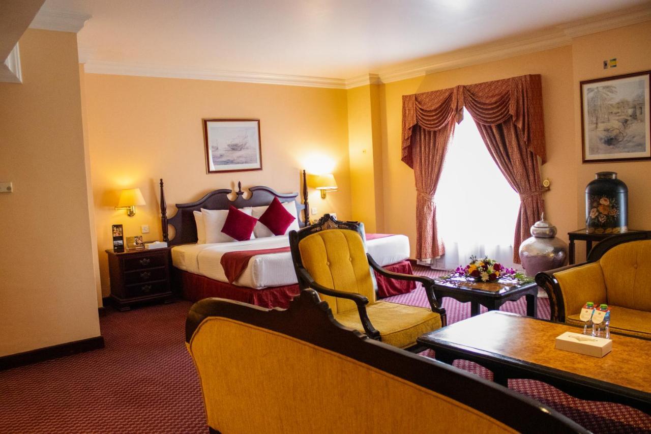Delmon International Hotel Manama Ngoại thất bức ảnh