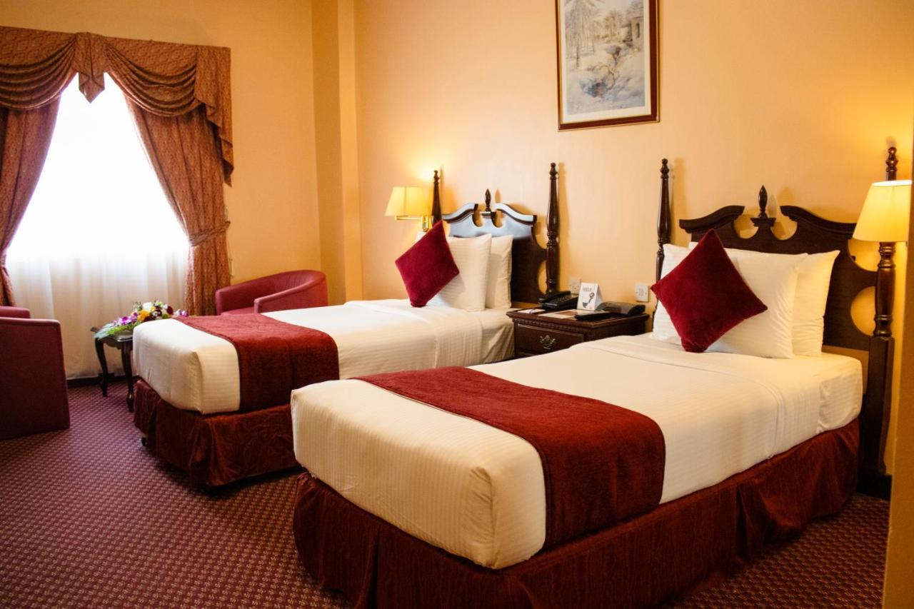 Delmon International Hotel Manama Ngoại thất bức ảnh