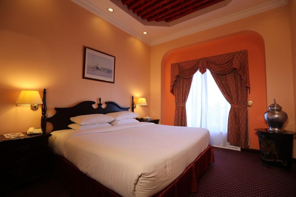 Delmon International Hotel Manama Ngoại thất bức ảnh