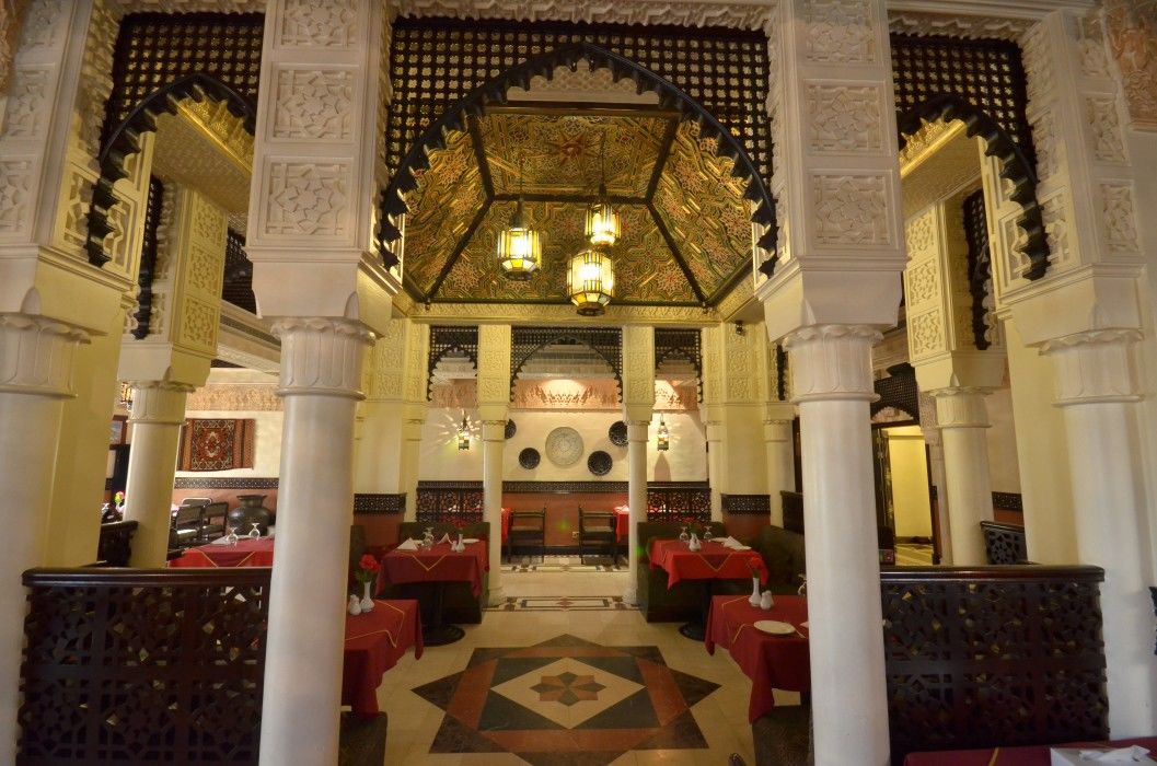 Delmon International Hotel Manama Ngoại thất bức ảnh