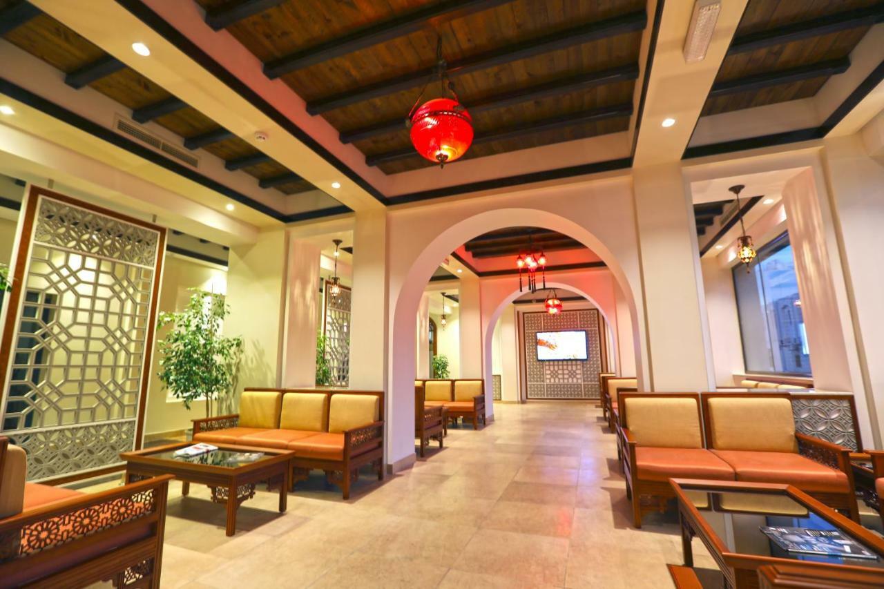 Delmon International Hotel Manama Ngoại thất bức ảnh